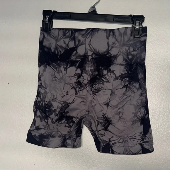 OVESPORT Trio Workout Shorts For Women, Scrunch Butt Lifting High Waisted - Picture 3 of 8